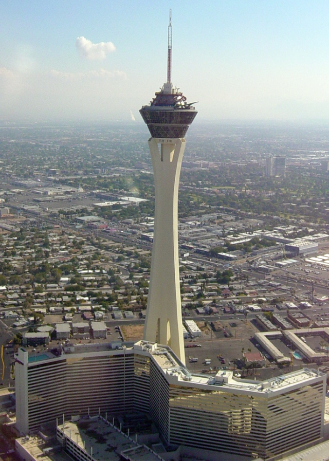 Stratosphere_Las_Vegas_-_November_2003